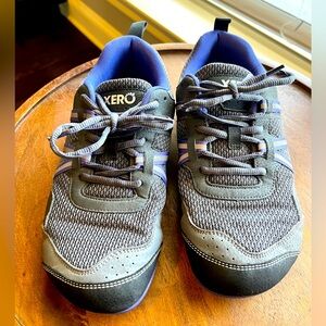 Women’s Xero Sneakers Size 7.5